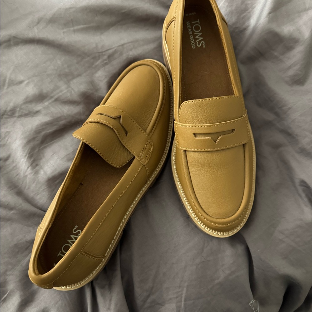 Tom’s Women’s Loafers